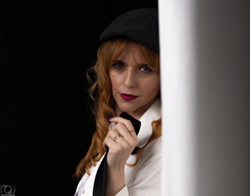STUDIO photograph 25